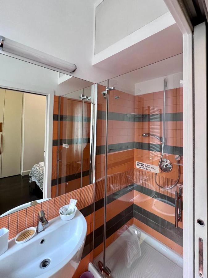 B&B Azuni Home Roma Ngoại thất bức ảnh